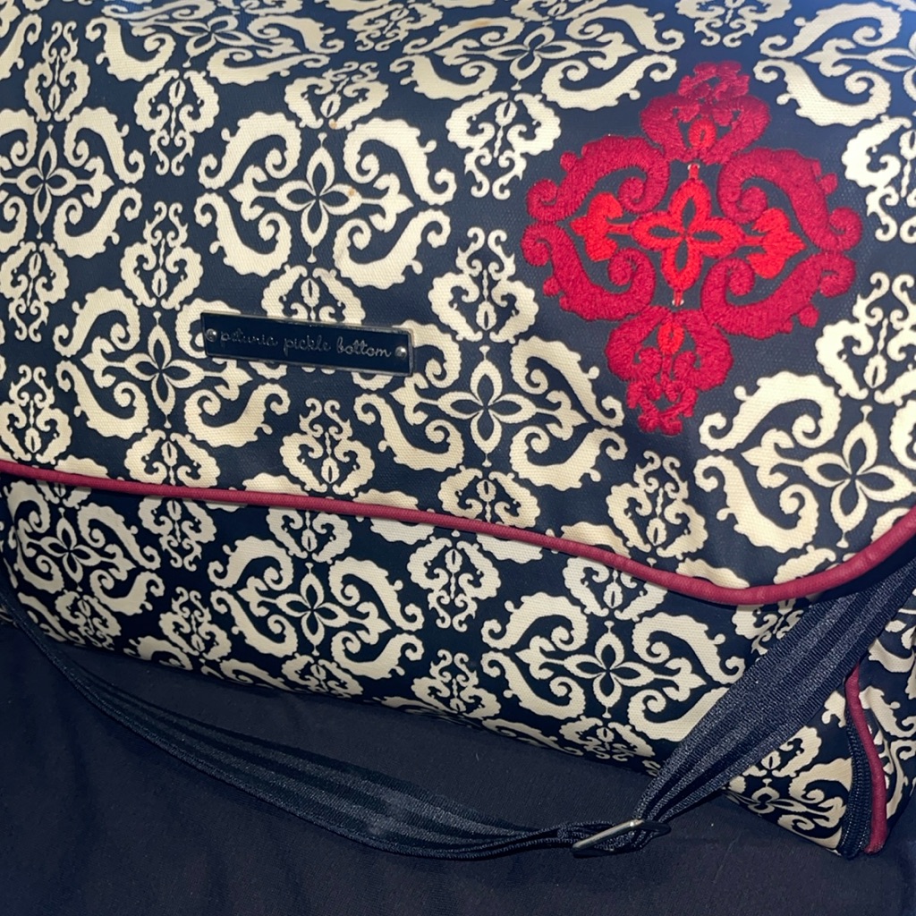 Free Shipping! Petunia Pickle Bottom Abundance Boxy Bag